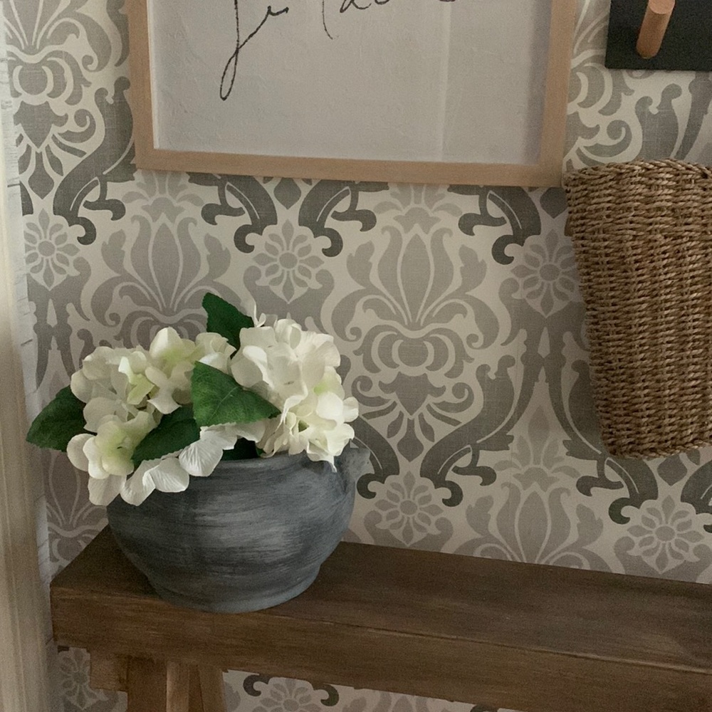 “Pottery Barn Wantabe”. Black vase